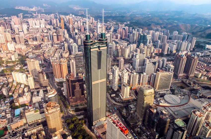  Shenzhen Locks Down Due to HK Covid Surge